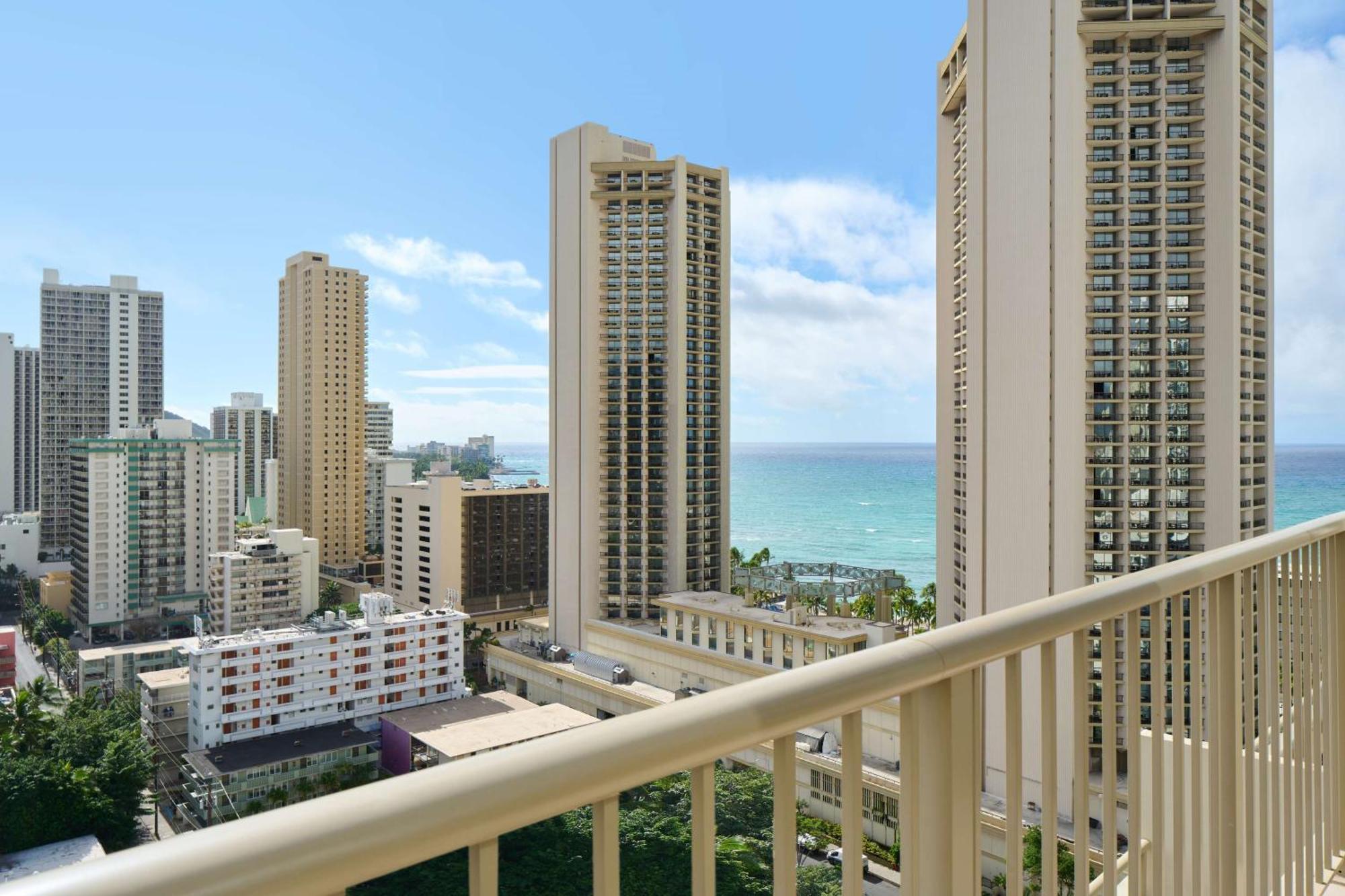 Outrigger Waikiki Paradise Hotel Гонолулу Екстер'єр фото
