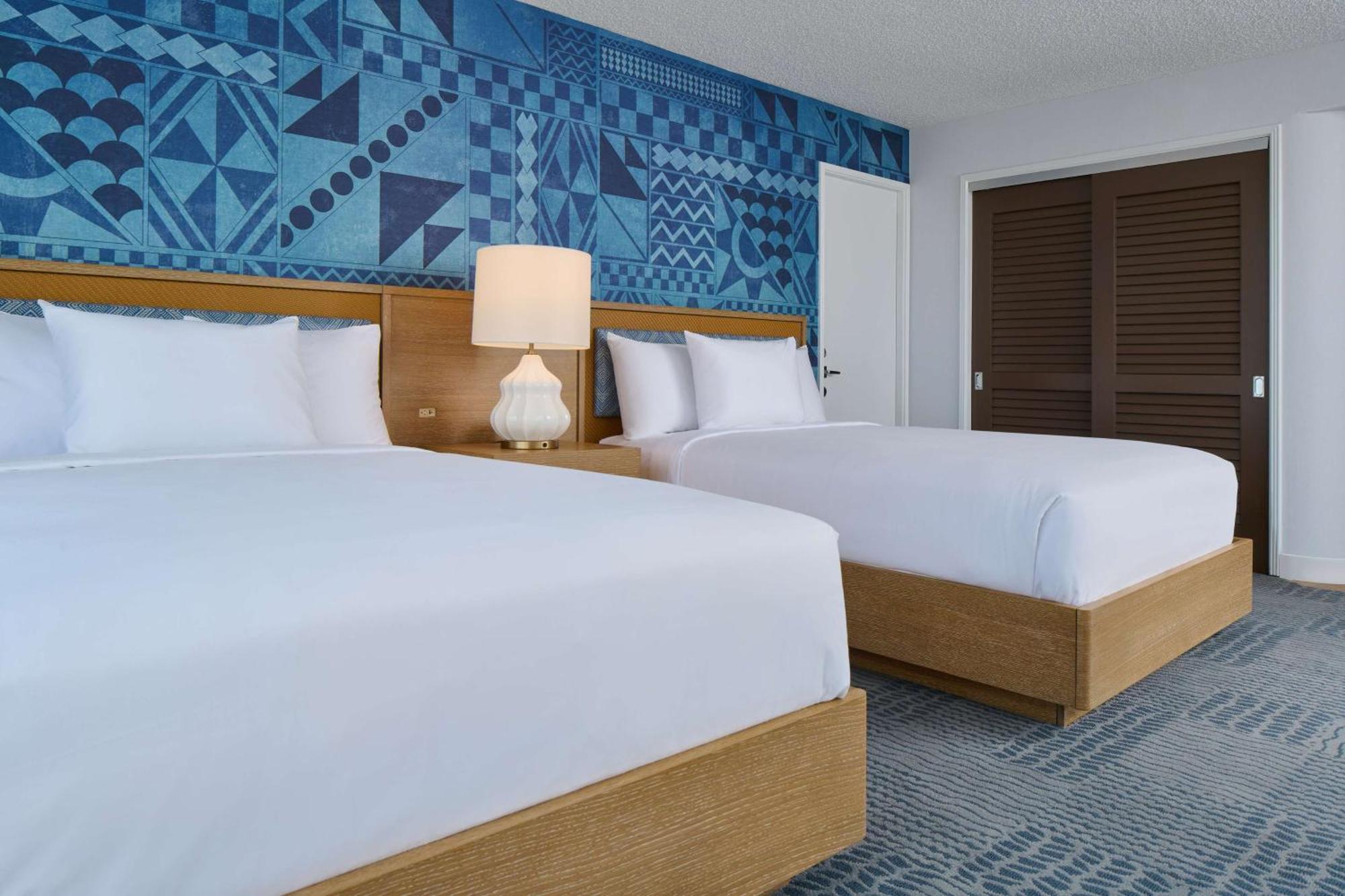 Outrigger Waikiki Paradise Hotel Гонолулу Екстер'єр фото