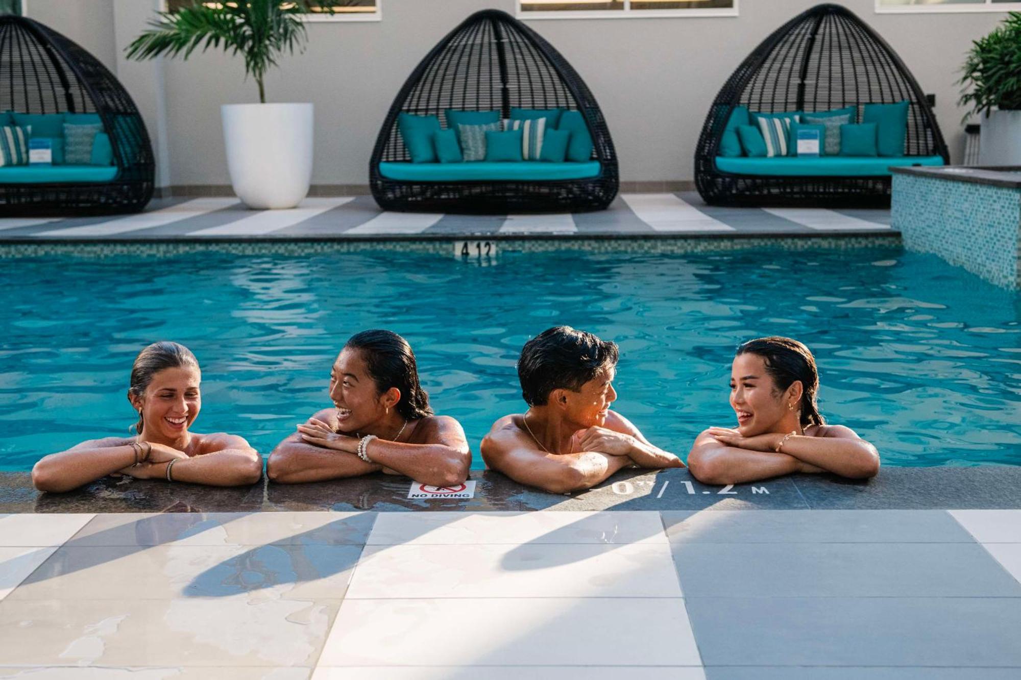 Outrigger Waikiki Paradise Hotel Гонолулу Екстер'єр фото